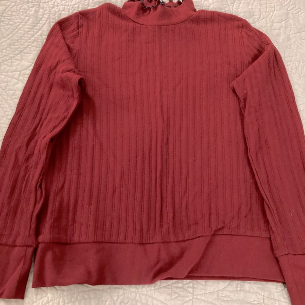 Gap Burgundy Mock Neck Top Size M
